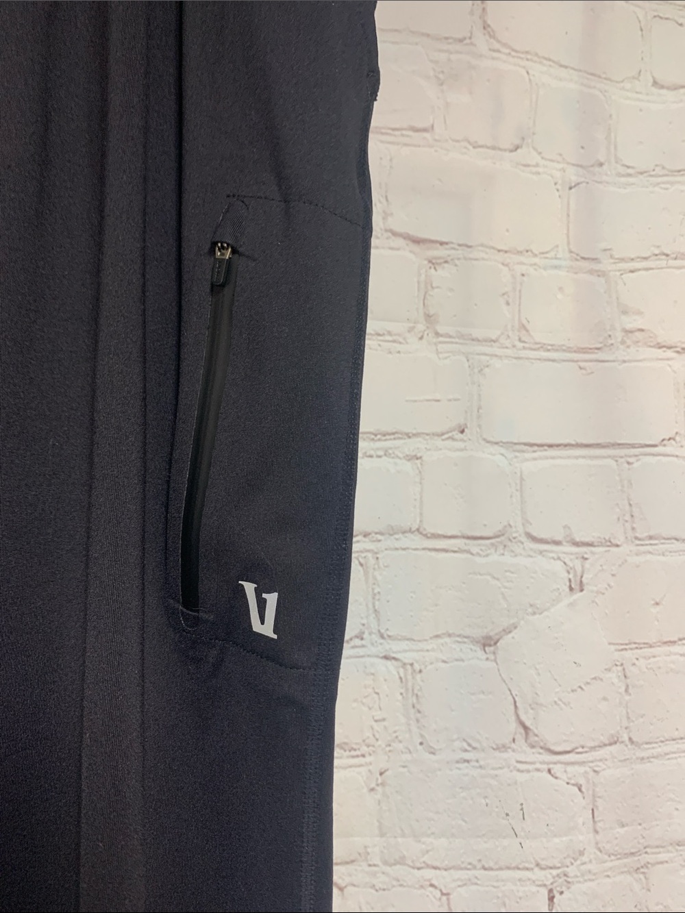 Vuori Sunday Performance Black Joggers Size XXL - Picture 4 of 9